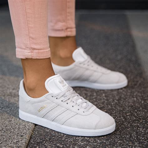 graue sneaker von adidas für damen|Graue Sneaker .